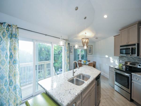 Luxury 5 Bedroom Anna Maria Island Short Walk to Beach